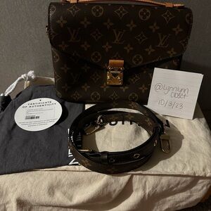 Louis Vuitton Pochette Métis!